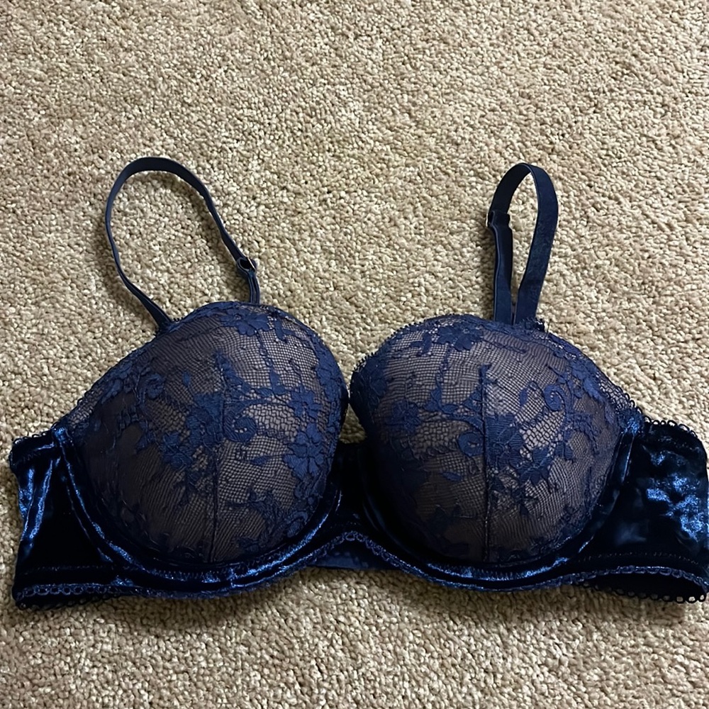 Victoria secret bra